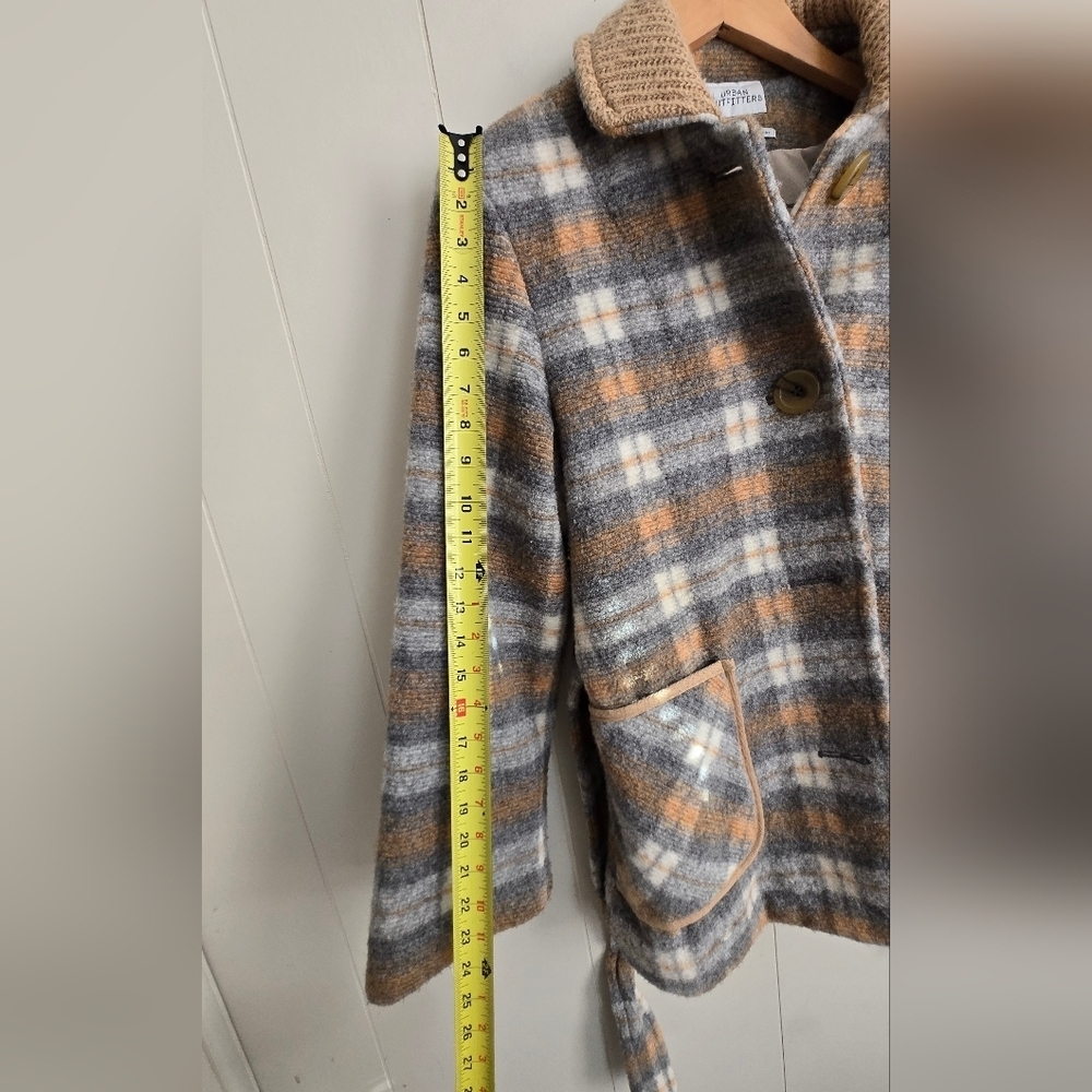 Urban Outfitters Checkered Teddy Jacket in Cream and Brown-Size M - Picture 6 of 11